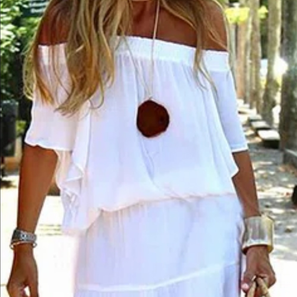 🌸NEW! Reduced! Gorgeous Boat Neck Fluid White Maxi Short sleeve long dress! Ll